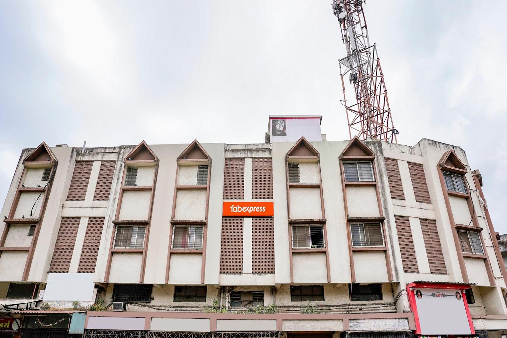 Fabexpress Sai Lodging - Nashik Railway Station Deolāli Extérieur photo